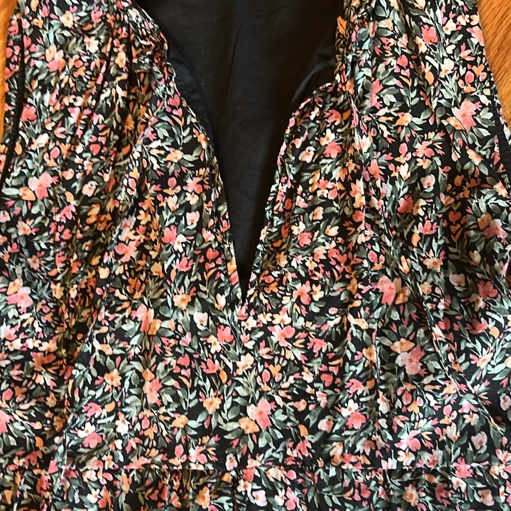 BB Dakota by Steve Madden Ladies Sleeveless Tiered Floral Dress; Small - Picture 6 of 10